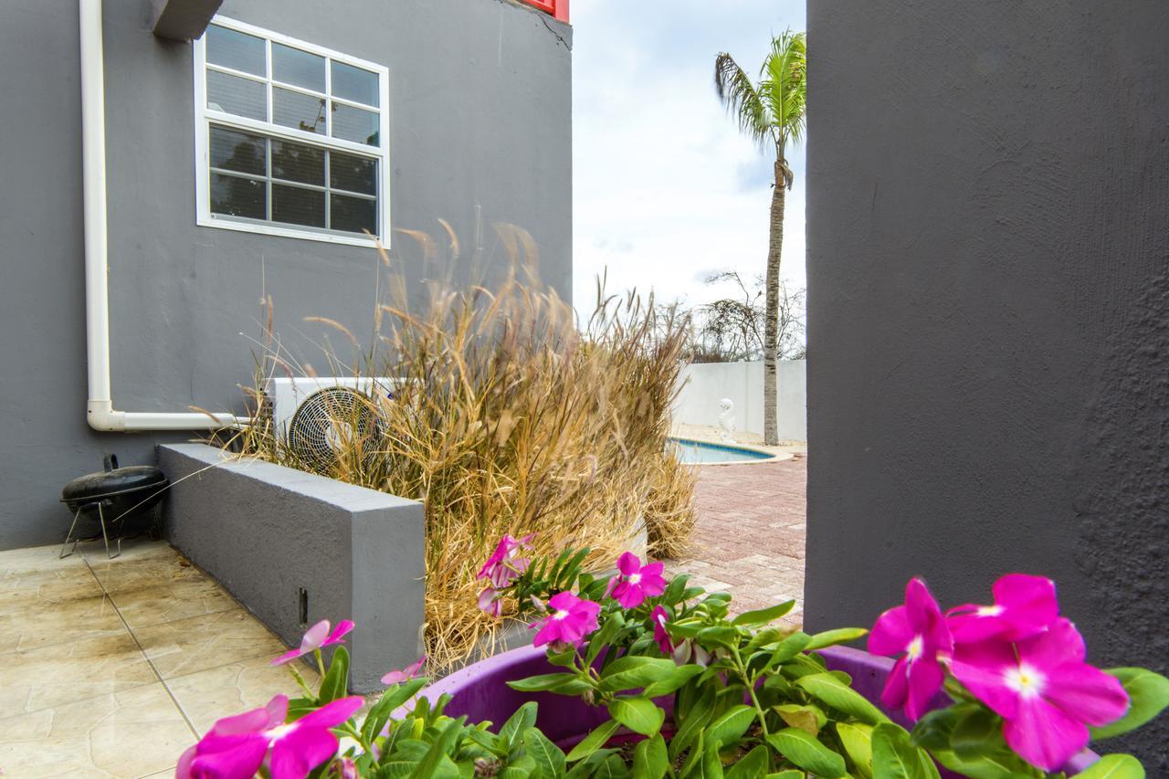 Advantage Apartments Curacao Willemstad Extérieur photo
